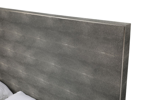 VIG Furniture Modrest Dynasty - Eastern King Modern Shagreen Bedroom Set - 3 Drawer VGVCBD2108-XGRY-BED-SET-3