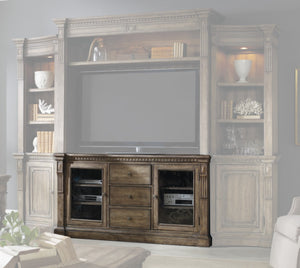 Hooker Furniture Sorella Traditional/Formal Hardwood Solids and Hickory Veneers with Resin Entertainment 70'' Console 5107-70465