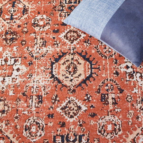 Safavieh Easy Care 102 Power Loomed 60% Polyester/40% Cotton Traditional Rug ECR102Q-25