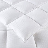 Croscill Signature Modern/Contemporary 100% Cotton Comforter CC10-0018