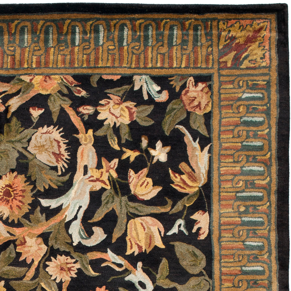 Safavieh EM408 Hand Tufted Rug