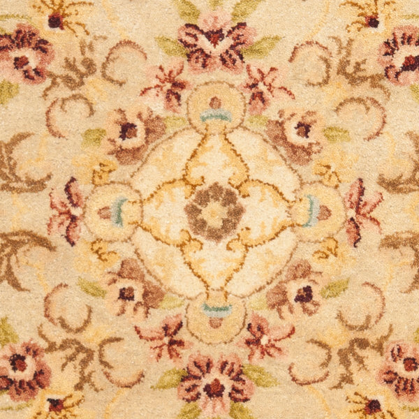 Safavieh Empire EM823 Hand Tufted Rug