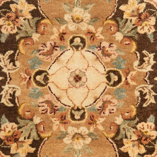 Safavieh Empire EM823 Hand Tufted Rug