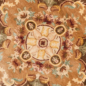 Safavieh Empire EM823 Hand Tufted Rug