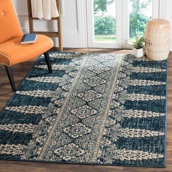 Safavieh Evoke EVK521 Power Loomed Rug