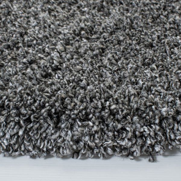 Evolution Shag 500 Evolution Shag 520 Shags Power Loomed Polypropylene Rug Dark Grey