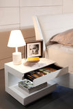 VIG Furniture Modrest Esso Modern White Glossy Nightstand VGWCC521B