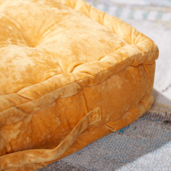 Belia Floor Pillow - Glamorous Velvet Cushion for Oscar Parties, Easy Transport with Handle