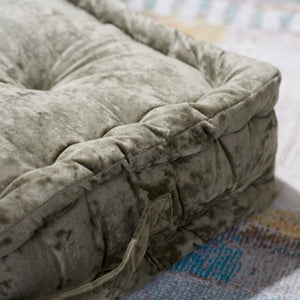 Belia Floor Pillow - Glamorous Velvet Cushion for Oscar Parties, Easy Transport with Handle