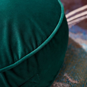 Reissa Floor Pillow - Plush and Cozy Seating Solution for Movie Nights and Chic Decor Accents