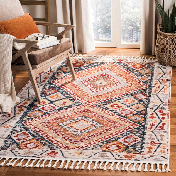 Safavieh Farmhouse 816 Powerloomed 75% Polyester 21% Cotton 4% Latex Traditional Rug FMH816A-6R