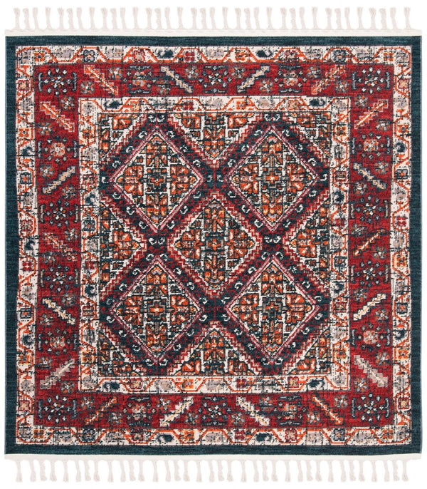 Safavieh Farmhouse 820 POWER LOOMED 75% Polyester 21% Cotton 4% Latex Traditional Rug FMH820A-3