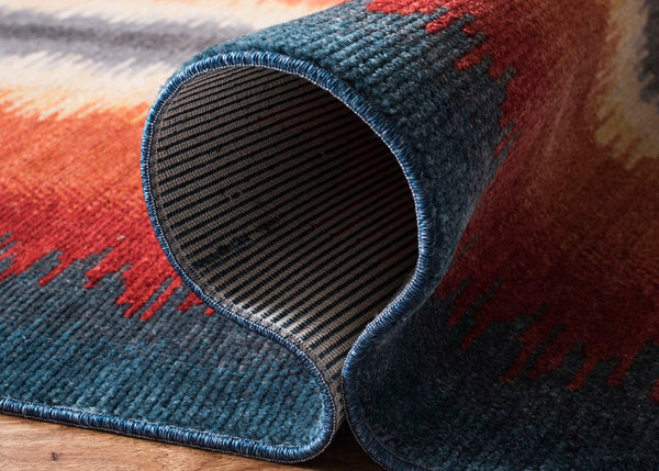 Safavieh Farmhouse 824 POWER LOOMED 75% Polyester 21% Cotton 4% Latex Traditional Rug FMH824N-3