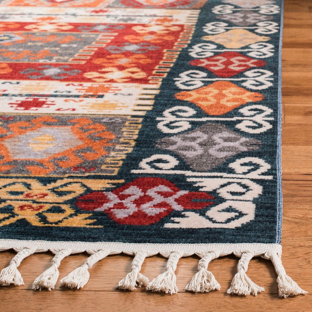 Safavieh Farmhouse 847 POWER LOOMED 75% Polyester 21% Cotton 4% Latex Traditional Rug FMH847A-3