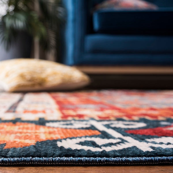 Safavieh Farmhouse 847 POWER LOOMED 75% Polyester 21% Cotton 4% Latex Traditional Rug FMH847A-3