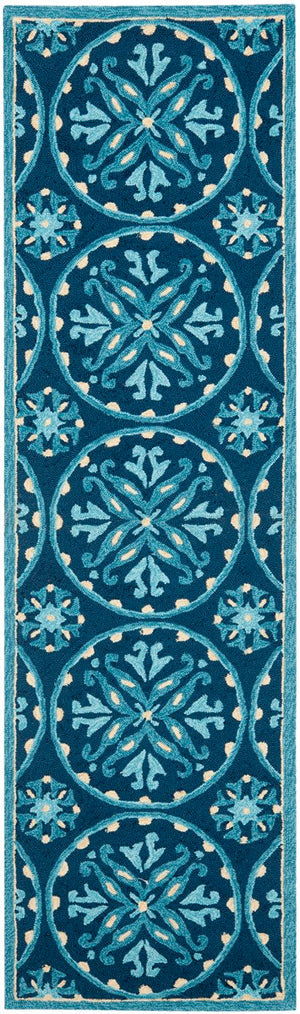 Safavieh Four FRS218 Hand Hooked Rug