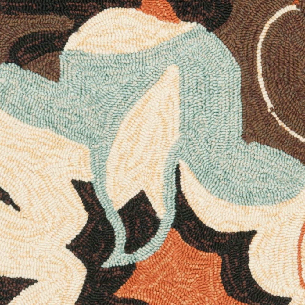 Safavieh Four FRS228 Hand Hooked Rug