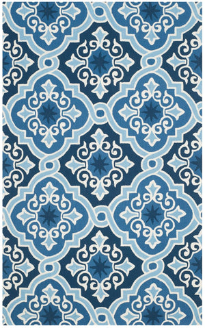 Safavieh Four FRS231 Hand Hooked Rug