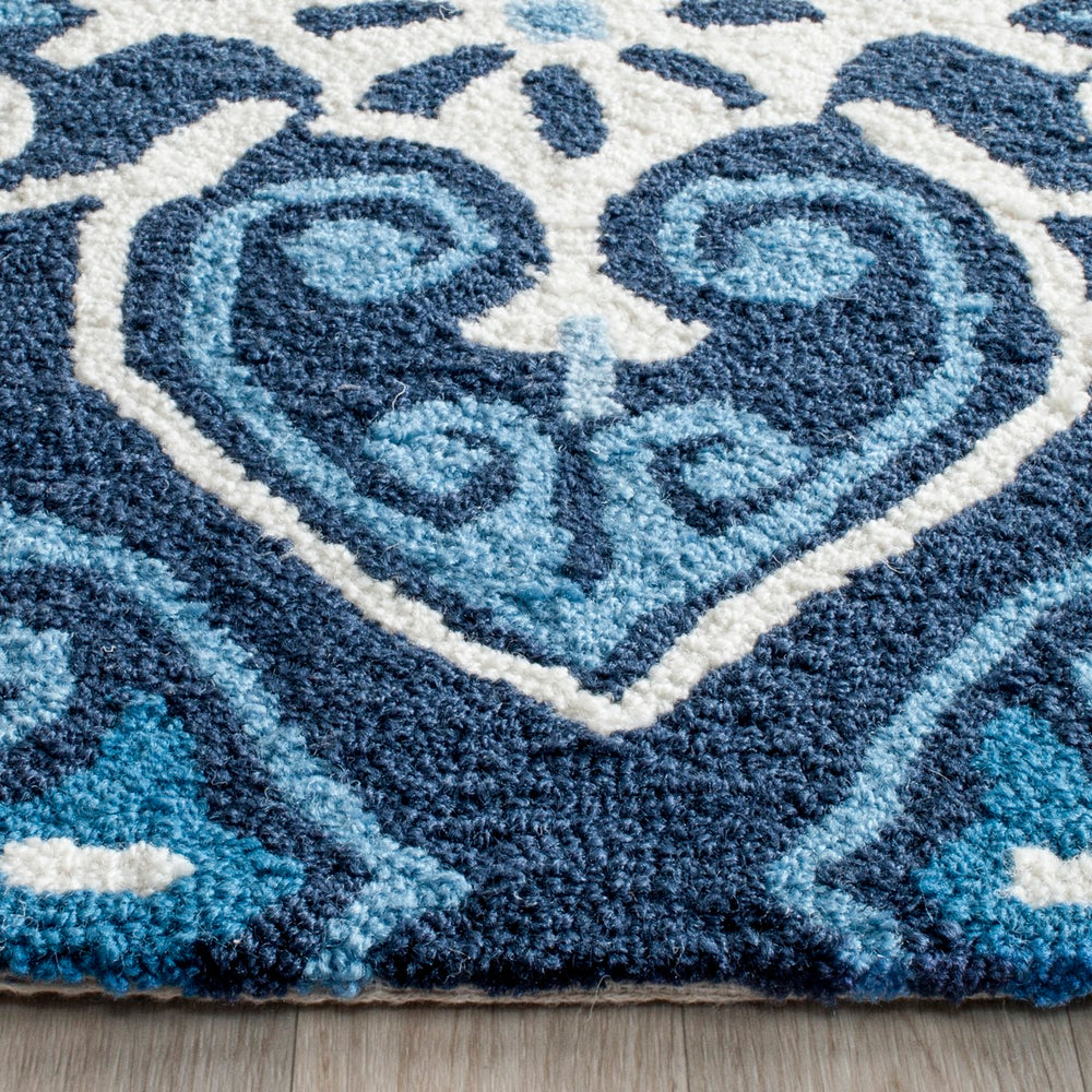 Safavieh Four FRS232 Hand Hooked Rug