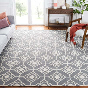 Safavieh Four Seasons 233 Hand Hooked 100% Polyester Pile Country & Floral Rug FRS233B-28