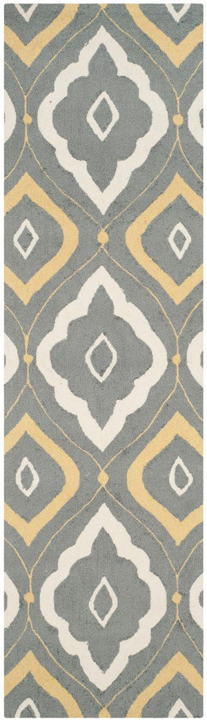 Safavieh Four FRS235 Hand Hooked Rug