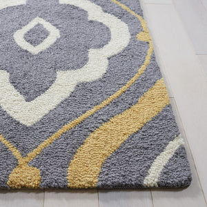 Safavieh Four Seasons 235 Hand Hooked 100% Polyester Pile Country & Floral Rug FRS235B-28