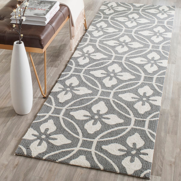 Safavieh Four FRS236 Hand Hooked Rug