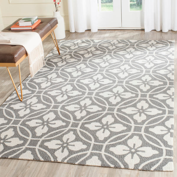 Safavieh Four FRS236 Hand Hooked Rug
