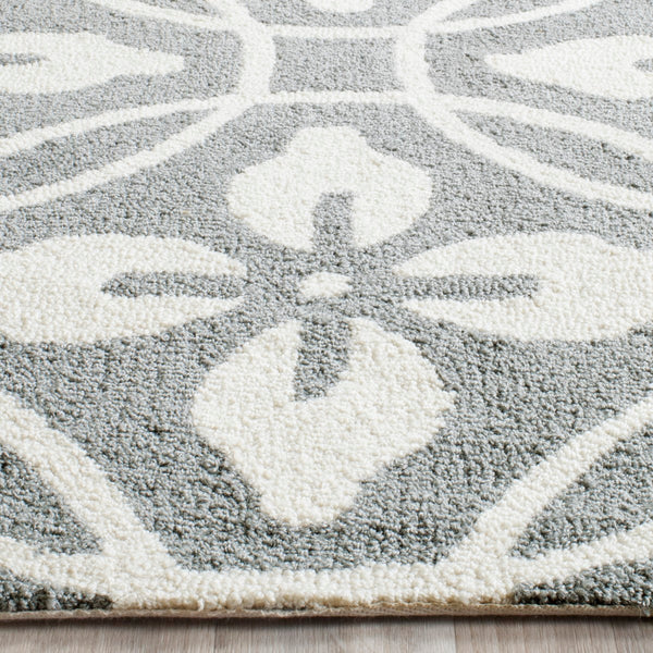 Safavieh Four FRS236 Hand Hooked Rug