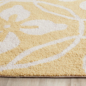 Safavieh Four FRS236 Hand Hooked Rug