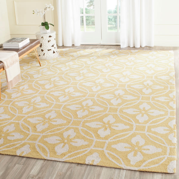 Safavieh Four FRS236 Hand Hooked Rug