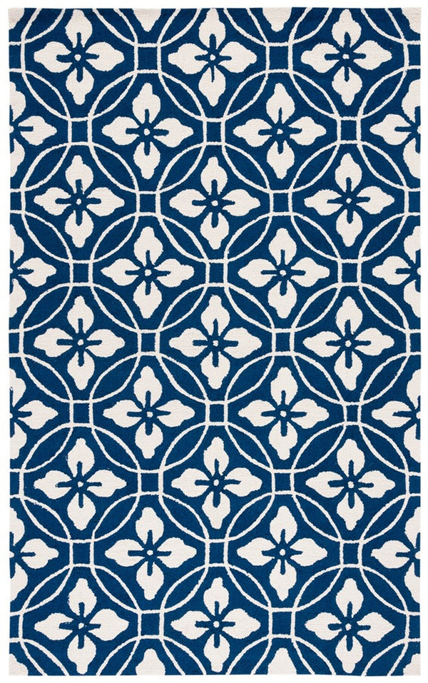 Safavieh Four Seasons 236 Hand Hooked 100% Polyester Pile Country & Floral Rug FRS236H-28