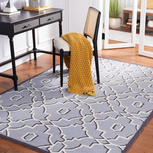 Safavieh Four Seasons 237 Hand Hooked 100% Polyester Pile Country & Floral Rug FRS237B-28