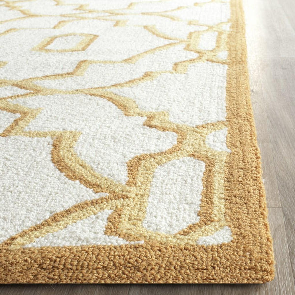 Safavieh Four Seasons 237 Hand Hooked 100% Polyester Pile Country & Floral Rug FRS237J-28