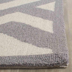 Safavieh Four Seasons 241 Hand Hooked 100% Polyester Pile Contemporary Rug FRS241M-28