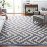 Safavieh Four Seasons 241 Hand Hooked 100% Polyester Pile Contemporary Rug FRS241M-28