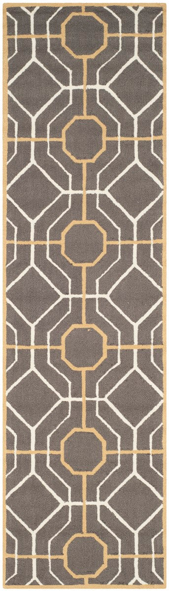 Safavieh Four FRS244 Hand Hooked Rug