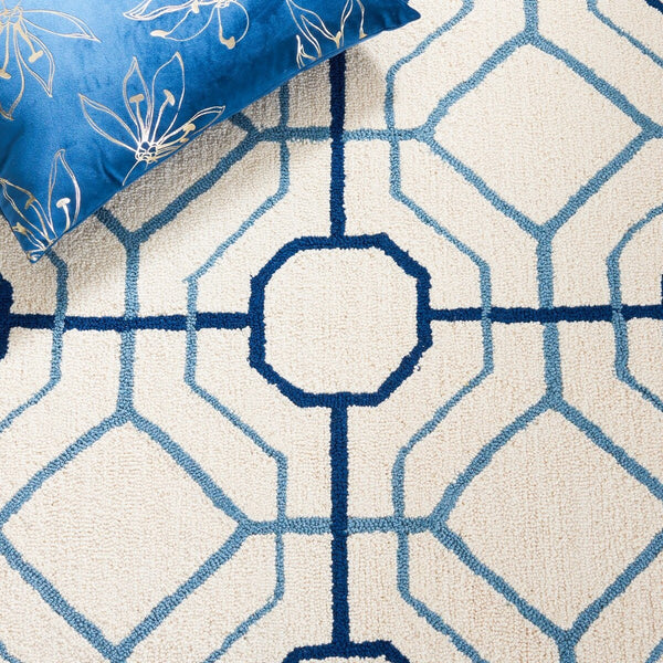 Safavieh Four Seasons 244 Hand Hooked 100% Polyester Pile Contemporary Rug FRS244M-28
