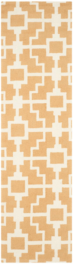 Safavieh Four FRS245 Hand Hooked Rug