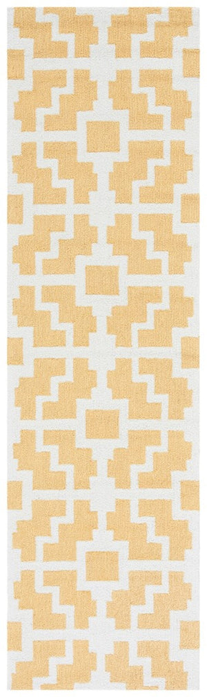 Safavieh Four Seasons 245 Hand Hooked 100% Polyester Pile Contemporary Rug FRS245D-28