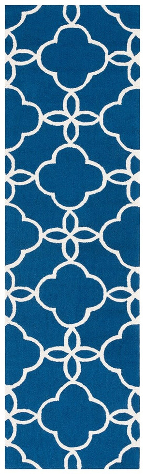 Safavieh Four Seasons 246 Hand Hooked 100% Polyester Pile Contemporary Rug FRS246H-28