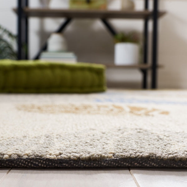 Safavieh Four Seasons Hand Hooked 100% Polyester Pile Rug FRS391B-2339