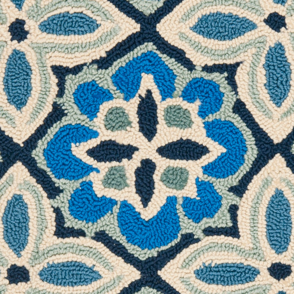 Safavieh Four FRS414 Hand Hooked Rug