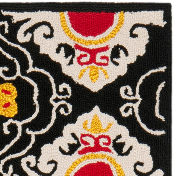 Safavieh Four FRS417 Hand Hooked Rug