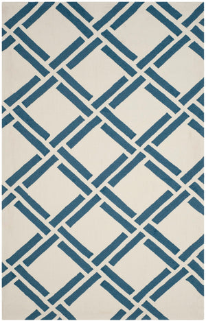 Safavieh Four FRS441 Hand Hooked Rug