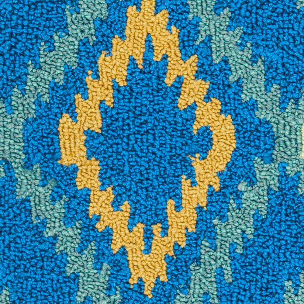 Safavieh Four FRS455 Hand Hooked Rug