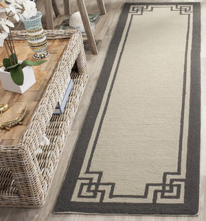 Four Seasons Deco Border  Hand Hooked 100% Polyproplene Pile Rug Ivory / Charcoal