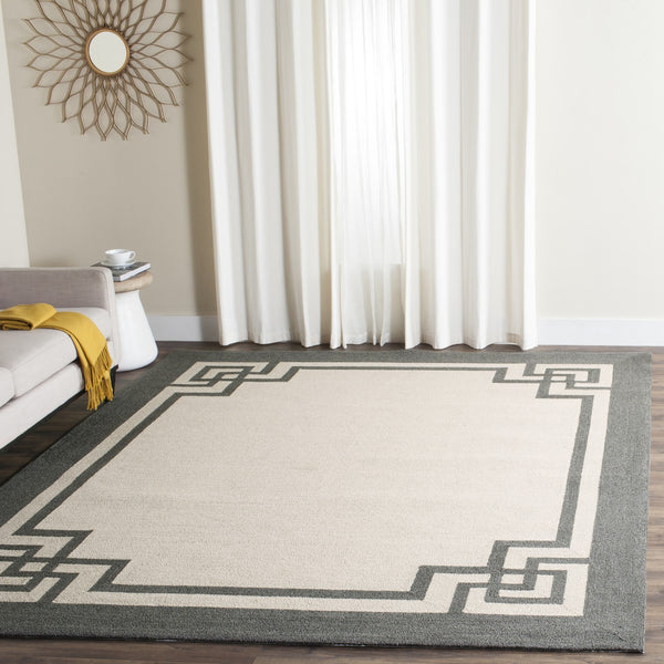 Four Seasons Deco Border  Hand Hooked 100% Polyproplene Pile Rug Ivory / Charcoal