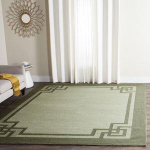 Four Seasons Deco Border  Hand Hooked 100% Polyproplene Pile Rug Moss / Dark Sage