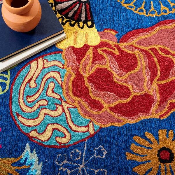 Safavieh Four Seasons Hand Hooked 100% Polyproplene Pile Rug FRS470A-4R